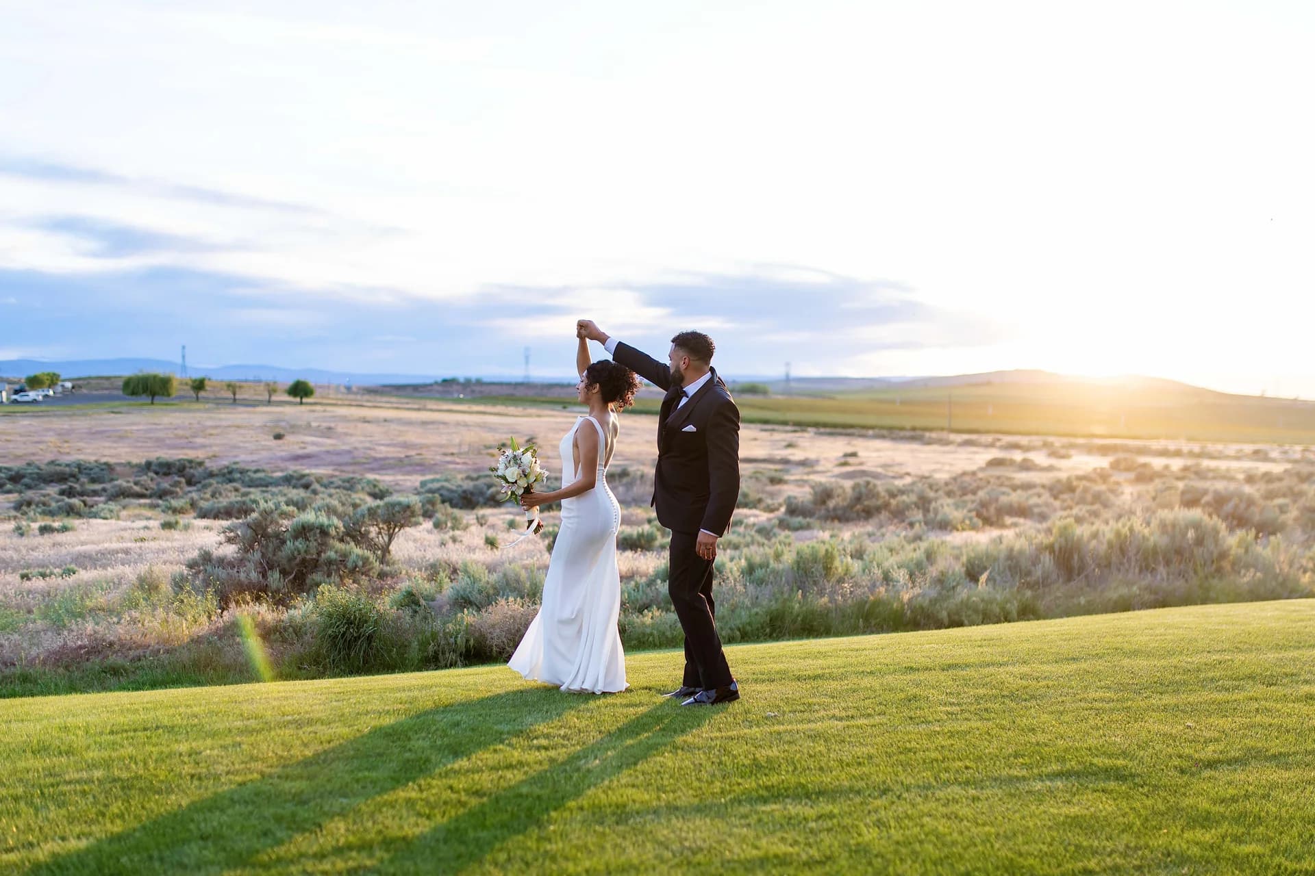 Event photography service card — wedding, quinceañera, and commercial photographer in Yakima